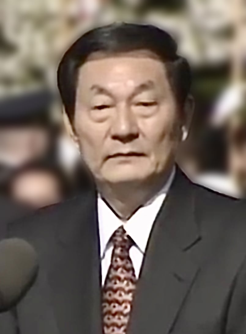 1999年,朱镕基访问美国时摄于白宫。