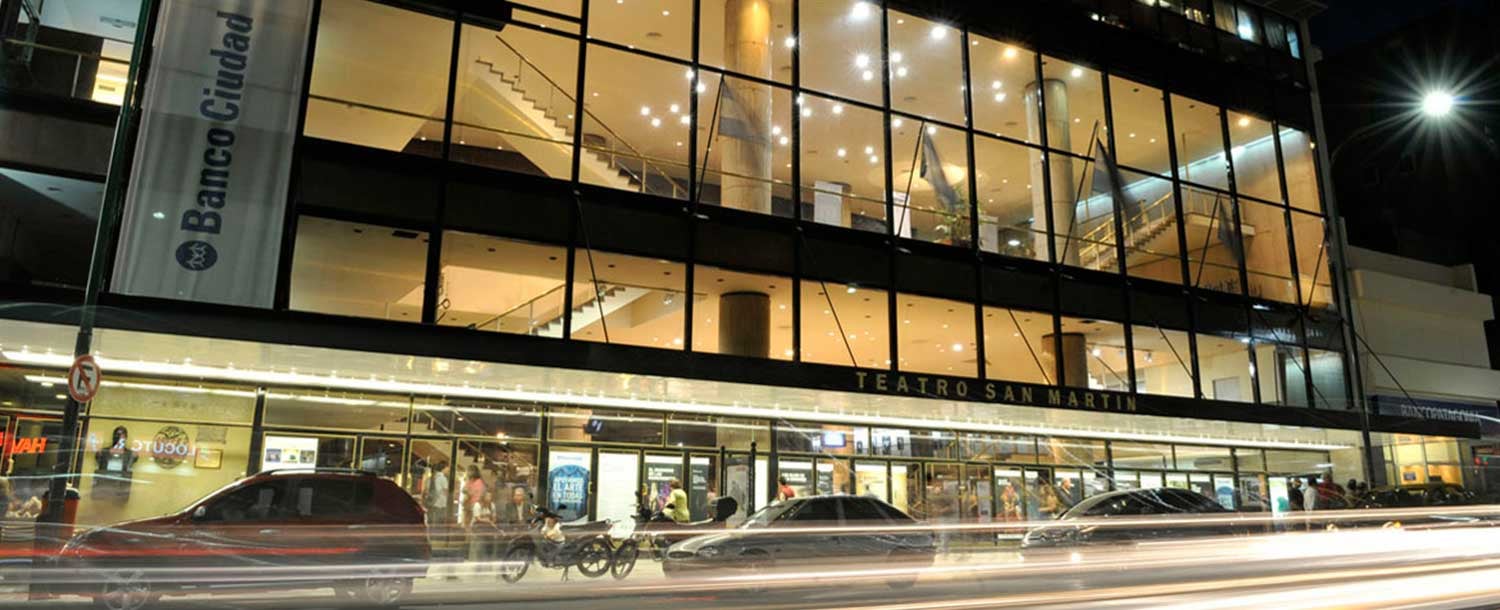 facade by night